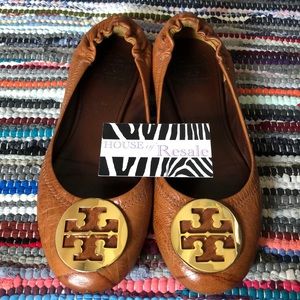 Tory Burch Brown Tan Reva Ballet Flat 8 Gold Logo